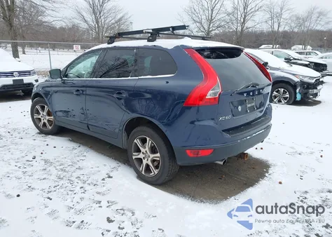 2013 Volvo Xc60 T6/T6 Platinum/T6 Premier Plus/T6 R-Design/T6 R-Design Platinum/T6 R-Design Premier Plus из США, поврежденный, VIN YV4902DZ5D2420766